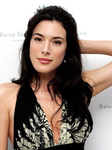 ������ ������ (Jaime Murray)